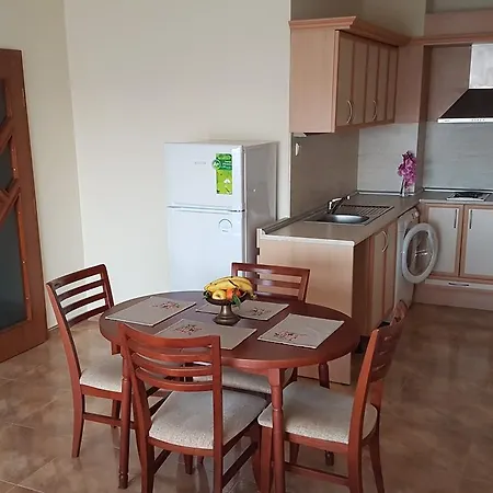 Tashevi Апартамент *