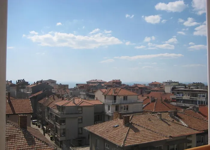 Апартамент Tashevi